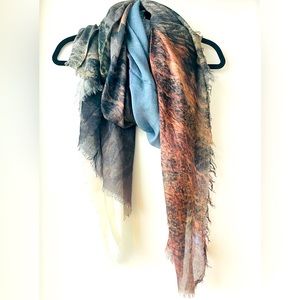 TILO Scarves Cashmere & Modal Printed Luxe Scarf. Wrap up in Luxe!